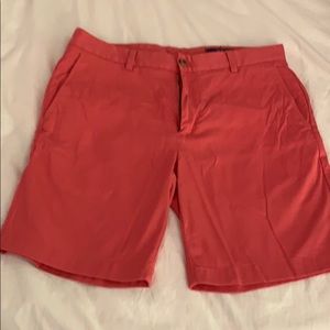 Vineyard vines shorts